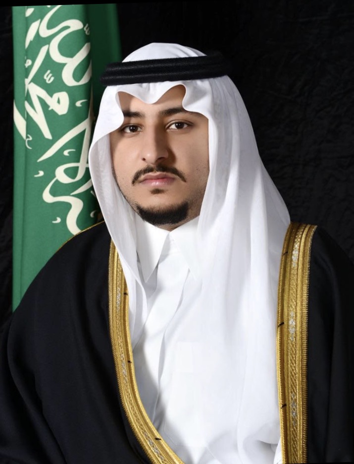 رحلة عبدالعزيز بن فهد من الشؤون السياسية بسفارتنا لدى لندن إلى نائب أمير الجوف - المواطن
