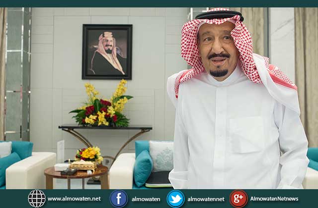 كاتب كويتي عن الملك سلمان: يد تبني المملكة وأخرى تدافع عن الخليج