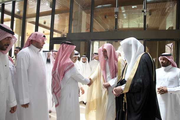 وزير الأوقاف لفرع الرياض: نريد عملاً ناجحاً بالميدان لا الاوراق