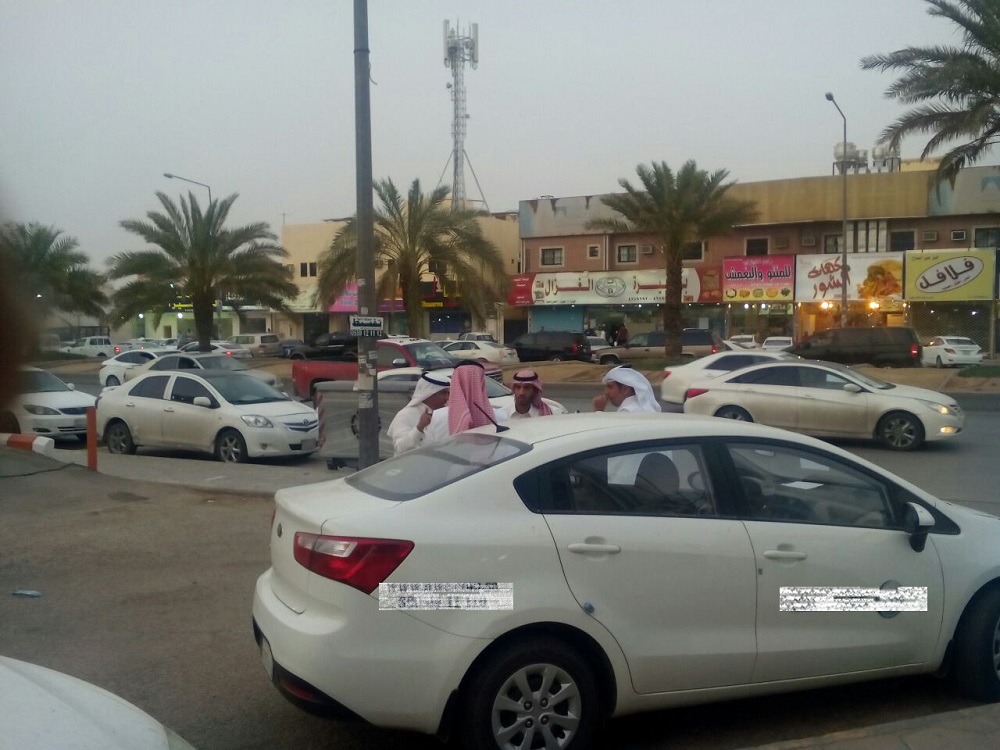 37 مخالفة بجولة تفتيشية لعمل #الرياض على محال الاتصالات بالأحياء الغربية