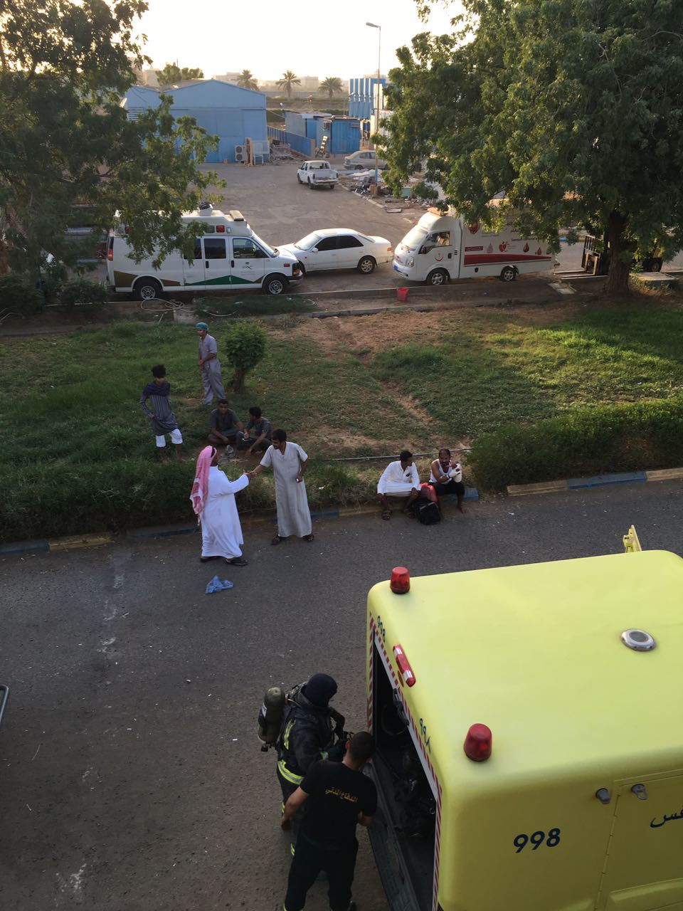 #عاجل .. بالصور.. حريق يُخلي مستشفى صامطة بجازان