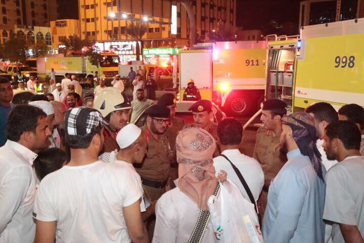 بالصور.. حريق تكييف يخلي 600 حاج في فندق بعزيزية مكة