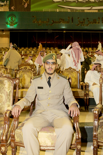 الشهري ملازماً أولاً 