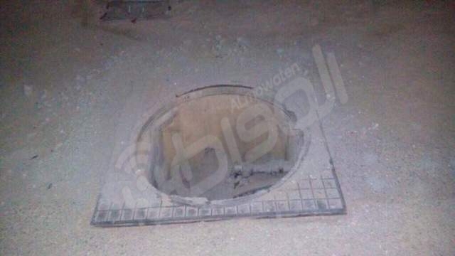 مدني الرياض يغلق حفرة تهدد بكارثة على غرار حادثة الزهراني