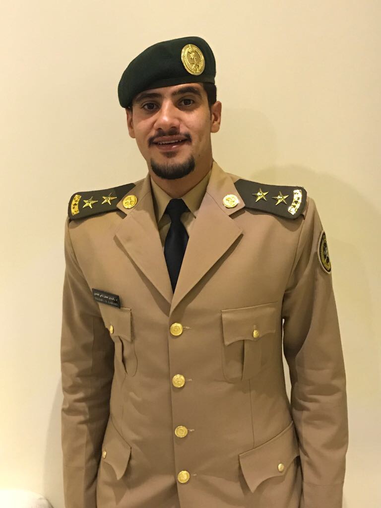 “آل ناحي” يحتفل بتخرجه ضابطاً في كلية الملك عبدالعزيز الحربية