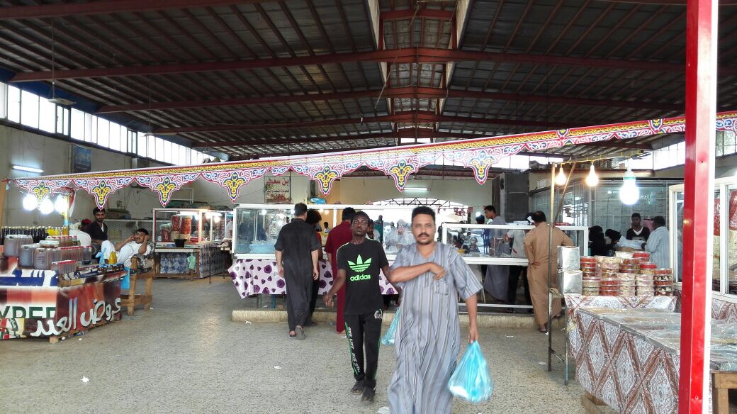 بالصور.. “المواطن” ترصد أجواء الأسواق الرمضانية الشعبية بأحد المسارحة