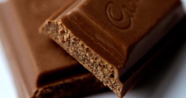 سعود الطبية: الشوكولاتة الداكنة سعرات أقل وفوائد أعلى