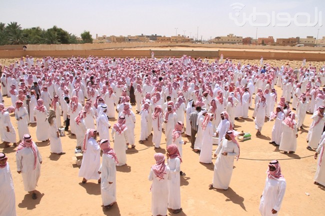 “المواطن” ترصد بالصور الجنازة المهيبة لـ”ابن شايق”