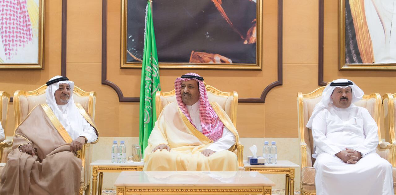 أمير الباحة يشدد على سرعة إنجاز معاملات المواطنين