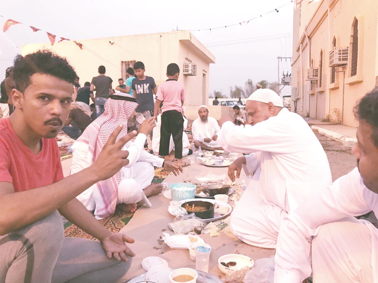 مركز النشاط الاجتماعي بالزخمية في أبو عريش يختتم فعالياته الرمضانية الثقافية