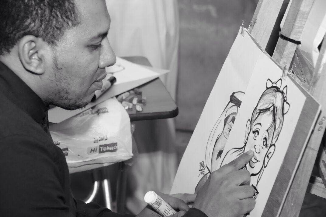 أكثر من 40 لوحة كاريكاتورية ضمن فعاليات مهرجان الكوميديا الدوليّ بأبها