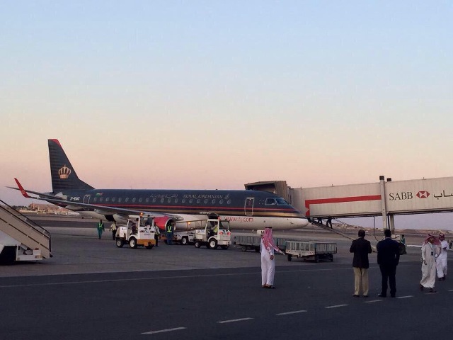 هبوط أول رحلة لـ”الخطوط الأردنية” في مطار تبوك