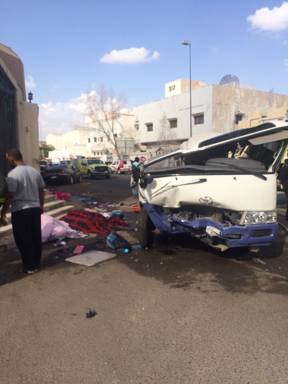 #عاجل .. وفاتان وتسع إصابات في حادث حافلة نقل طلاب بالمدينة