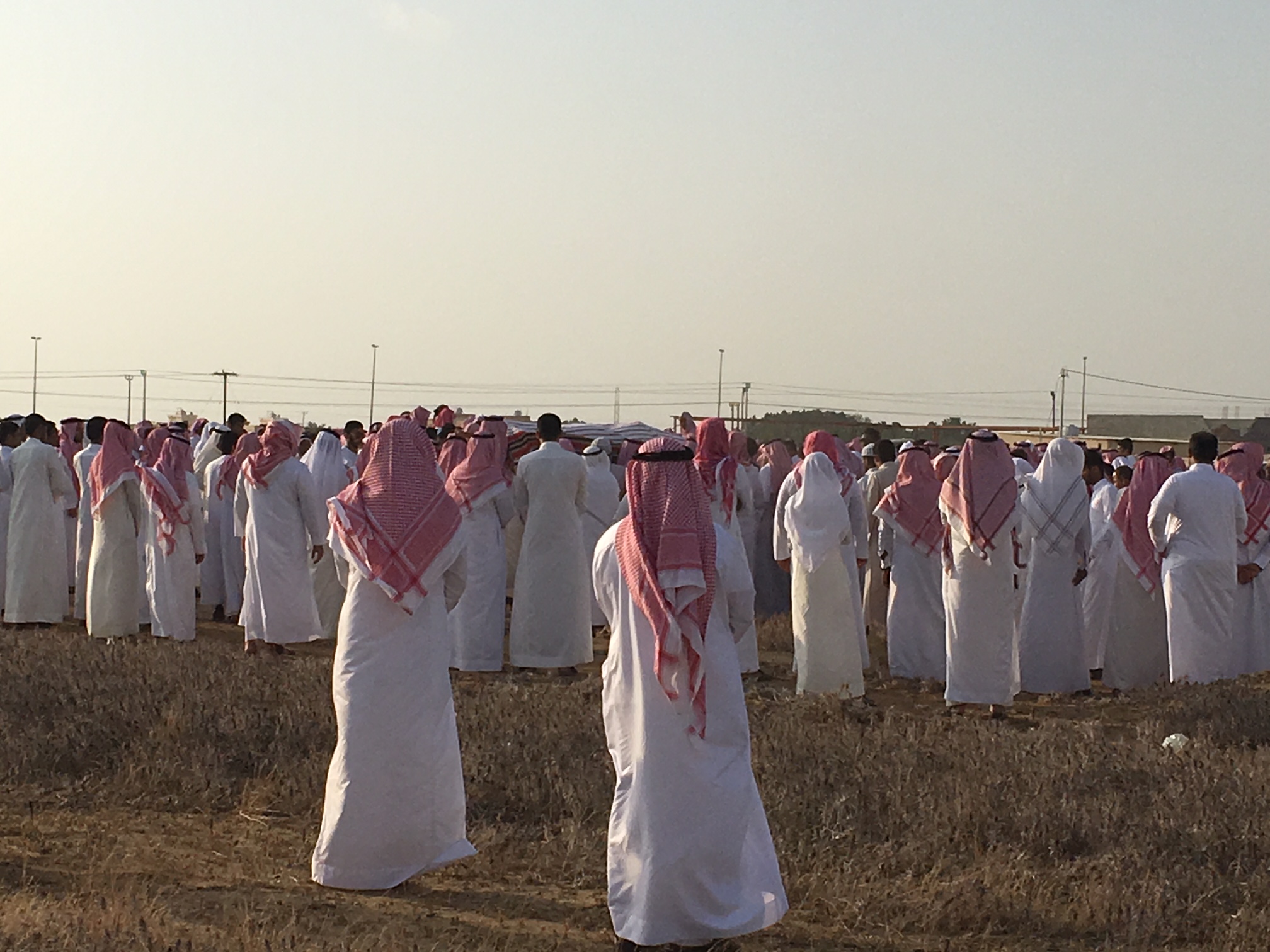 بالصور.. الآلاف يحتشدون لتشييع جنازة الشهيد عابد عريشي في جرادية صامطة