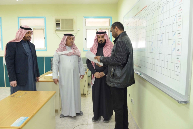 مدير تعليم الشمالية يتفقد الاختبارات في الميدان ويشكر الشرطة والمرور