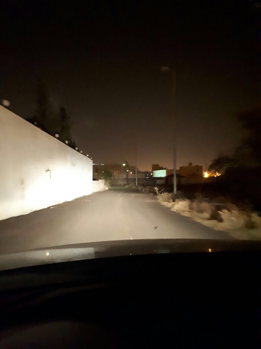 بالصور.. الظلام الدامس يحاصر أهالي بني تميم بأحد رفيدة.. والبلدية غائبة