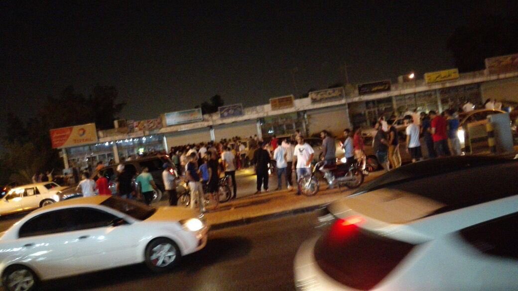 بالصور.. بتهمة الإرهاب.. ضرب مواطن عشريني وإتلاف سيارته في #القطيف