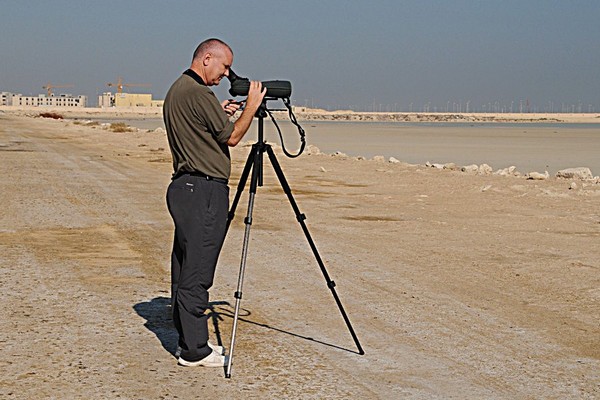 بالصور.. مصور إنجليزي عاشق للحياة البرية السعودية