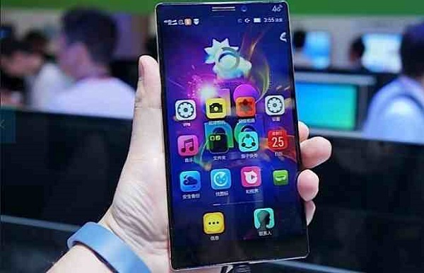 رسمياً.. لينوفو الصينية تعلن عن هاتفها الذكي “K920”