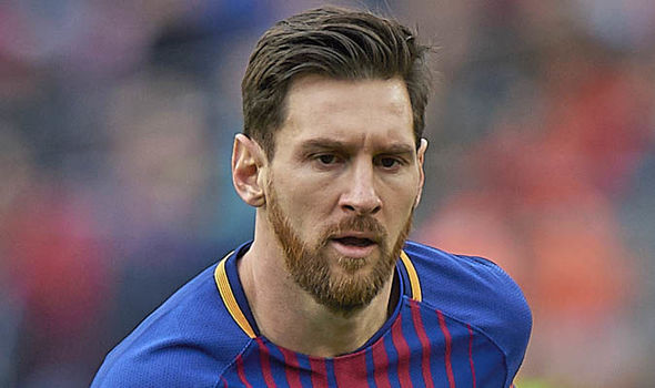 ميسي يُحذر نجم برشلونة لهذا السبب