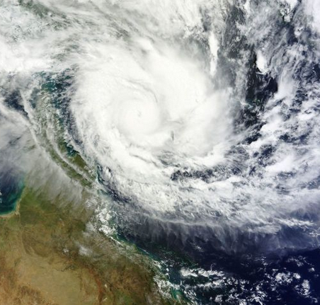 إعصار يهدد أستراليا.. والملحقية الثقافية تؤكد سلامة المبتعثين والمبتعثات