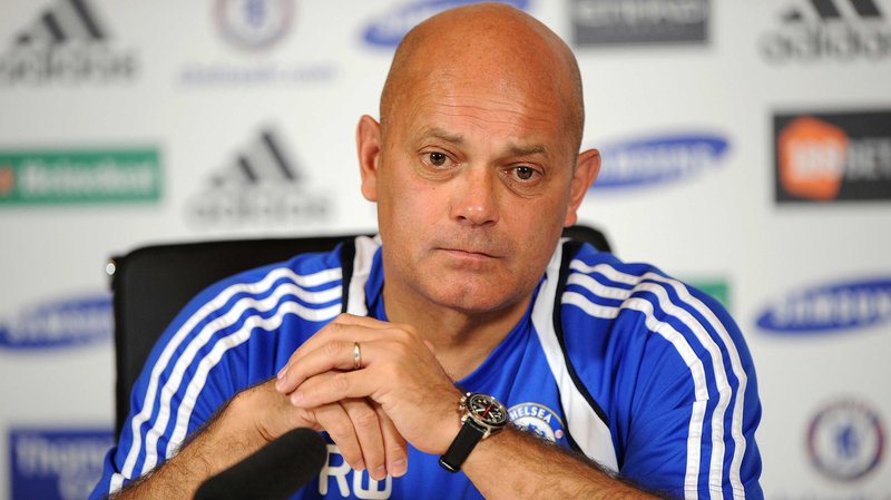 تعرّف على أبرز محطات Ray Wilkins نجم تشيلسي بعد وفاته