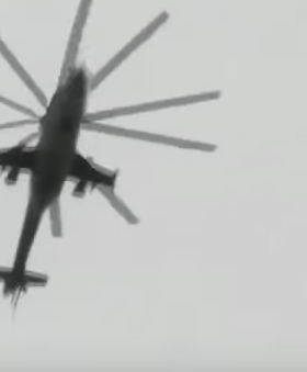 فيديو مرعب.. طائرات بشار تلقي براميل متفجرات على حلب
