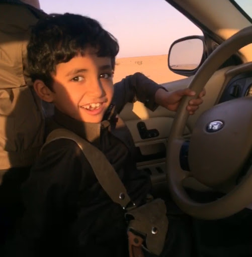 شرطة #الرياض تطيح بصاحب فيديو قيادة حدث للسيارة وبحوزته مسدس