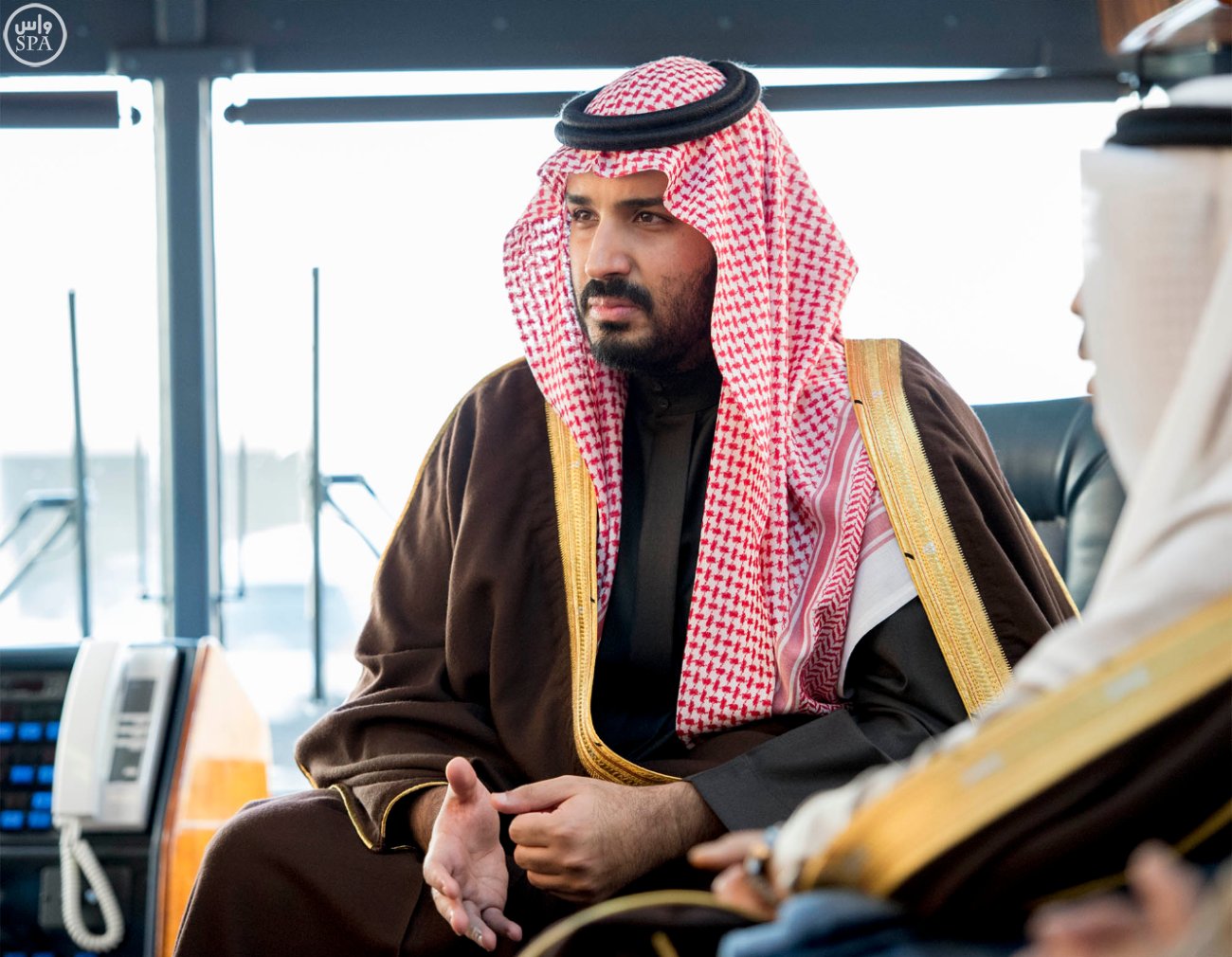 محمد بن سلمان يناقش الموقف العسكري في المناطق الجنوبية ويجري اتصالات مرئية بقادة المناطق العسكرية