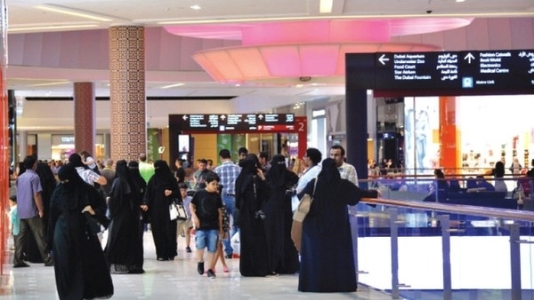 السفر وأماكن الترفيه الداخلية والمنزل.. خيارات السعوديين في الإجازة