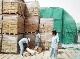 إتلاف (114) ألف عبوة عصير لسوء نقلها وتخزينها بنجران
