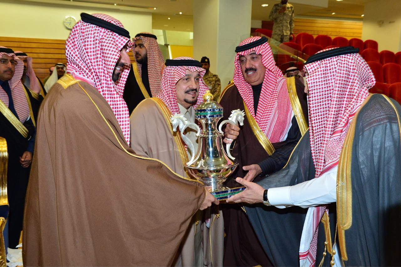 نيابة عن الملك.. أمير الرياض يرعى سباق الفروسية على كأسي خادم الحرمين