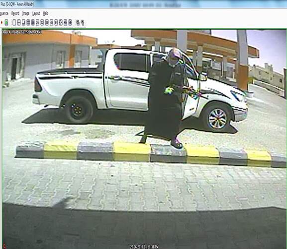 بالصور.. عصابة سرقة الصرافات الآلية في قبضة شرطة الرياض