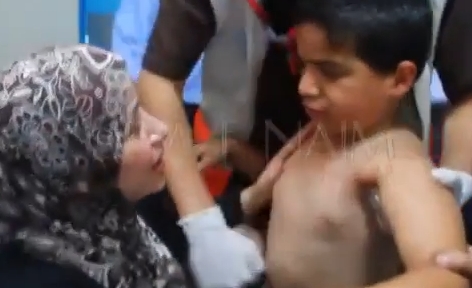 بالفيديو.. فرحة أم فلسطينية وجدت ابنها حياً بعد خبر استشهاده