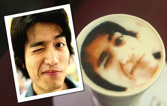بالصور.. مقهى بتايوان يطبع صور الزبائن على رغاوي القهوة