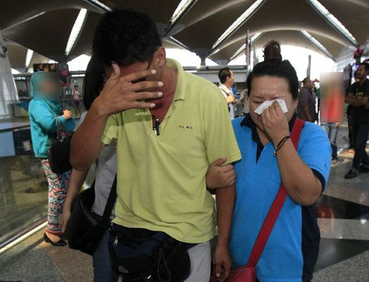 من كان على متن الطائرة الماليزية المفقودة؟