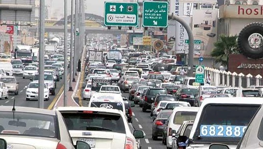 “شرطة جدة” تعثر على 6 سيارات مسروقة