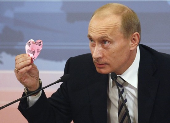 بوتين يعلنها في مؤتمر صحافي: أعيش قصة حب