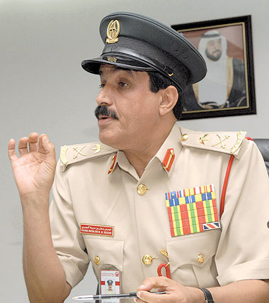 الإمارات: اللواء “المزينة” قائداً لشرطة دبي خلفاً لـ”خلفان”