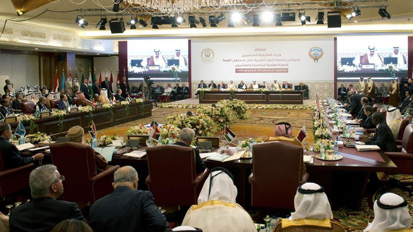 وزراء الخارجية العرب يوصون بعقد القمة المقبلة في مصر