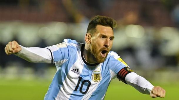 بالفيديو.. الأرجنتين في كأس العالم بثلاثية ميسي العنيد
