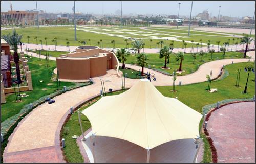 أمير الرياض يفتتح متنزهاً بالملز ويخصص يومين للشباب