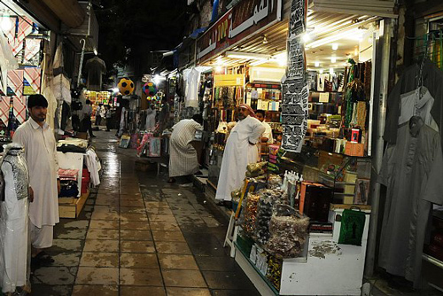 أسواق الطائف القديمة تنتظر قدوم شهر رمضان المبارك