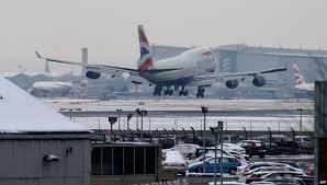 اغلاق مطار هيثرو البريطاني بعد احتراق طائرة اثيوبية