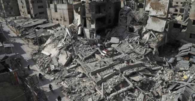 المرصد السوري: حصيلة جديدة من القتلى في ضربات جوية على كفر بطنا بالغوطة