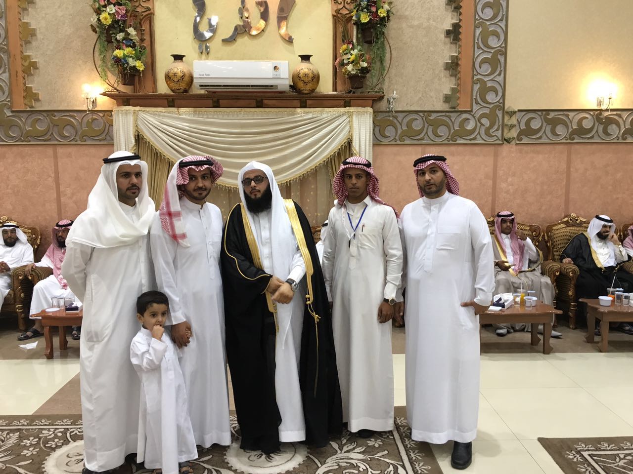 بالصور.. الصييفي يحتفلون بزواج “محمد” في رفحاء