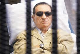 بالفيديو.. مبارك لأول مرة في حديث من السجن