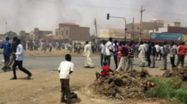 200 قتيل في احتجاجات السودان خلال عشرة أيام