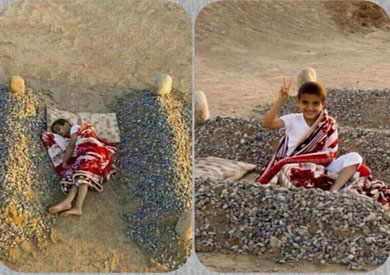 صورة مفبركة لطفل يتيم بين قبرين تصبح حديث العالم !
