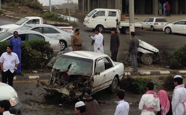انشطار سيارة في حادث مروّع ببشير الباحة